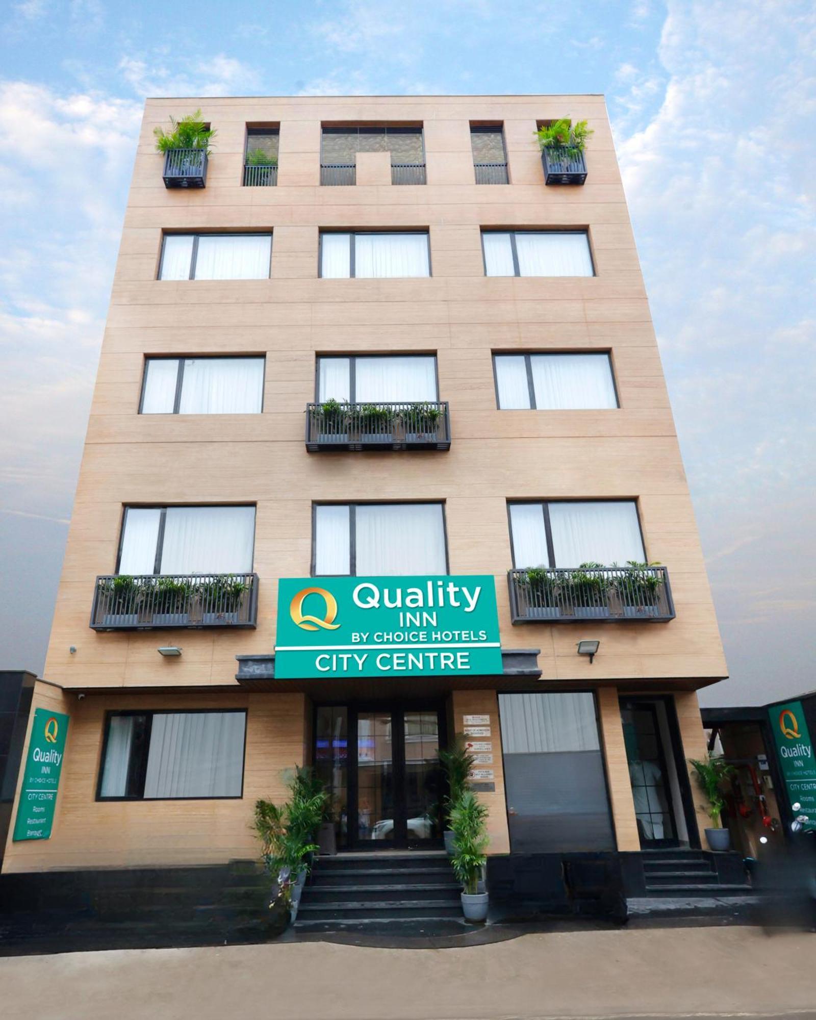 Quality Inn City Centre Varanasi Exterior photo